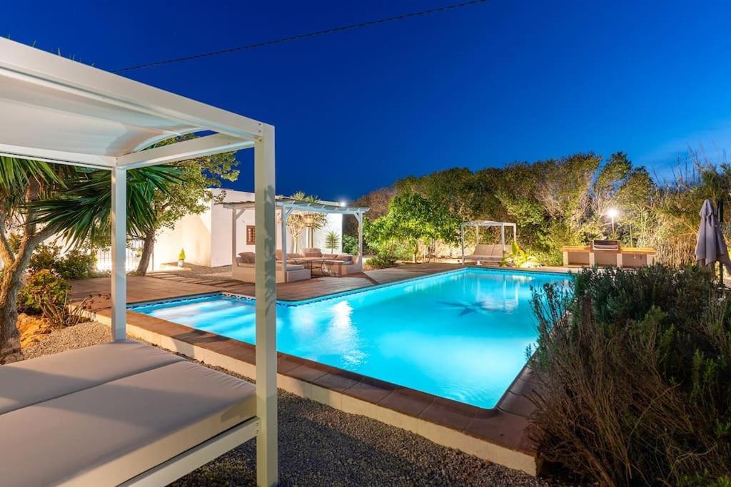 8 Guests Large Villa Near Bossa Beaches & Airport San José Exterior foto